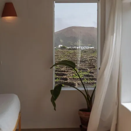 Canaryislandshost I Camellera Apartmán *