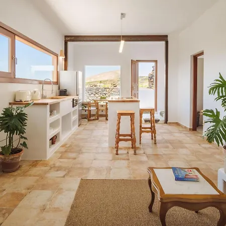 Canaryislandshost I Camellera Apartmán